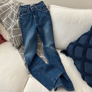 MOTHER The Kick It High Rise Bootcut Jeans in Grasping at Straws Size 23